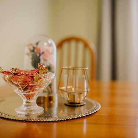 Saules Iela 2A Aparthotel Saldus ภายนอก รูปภาพ