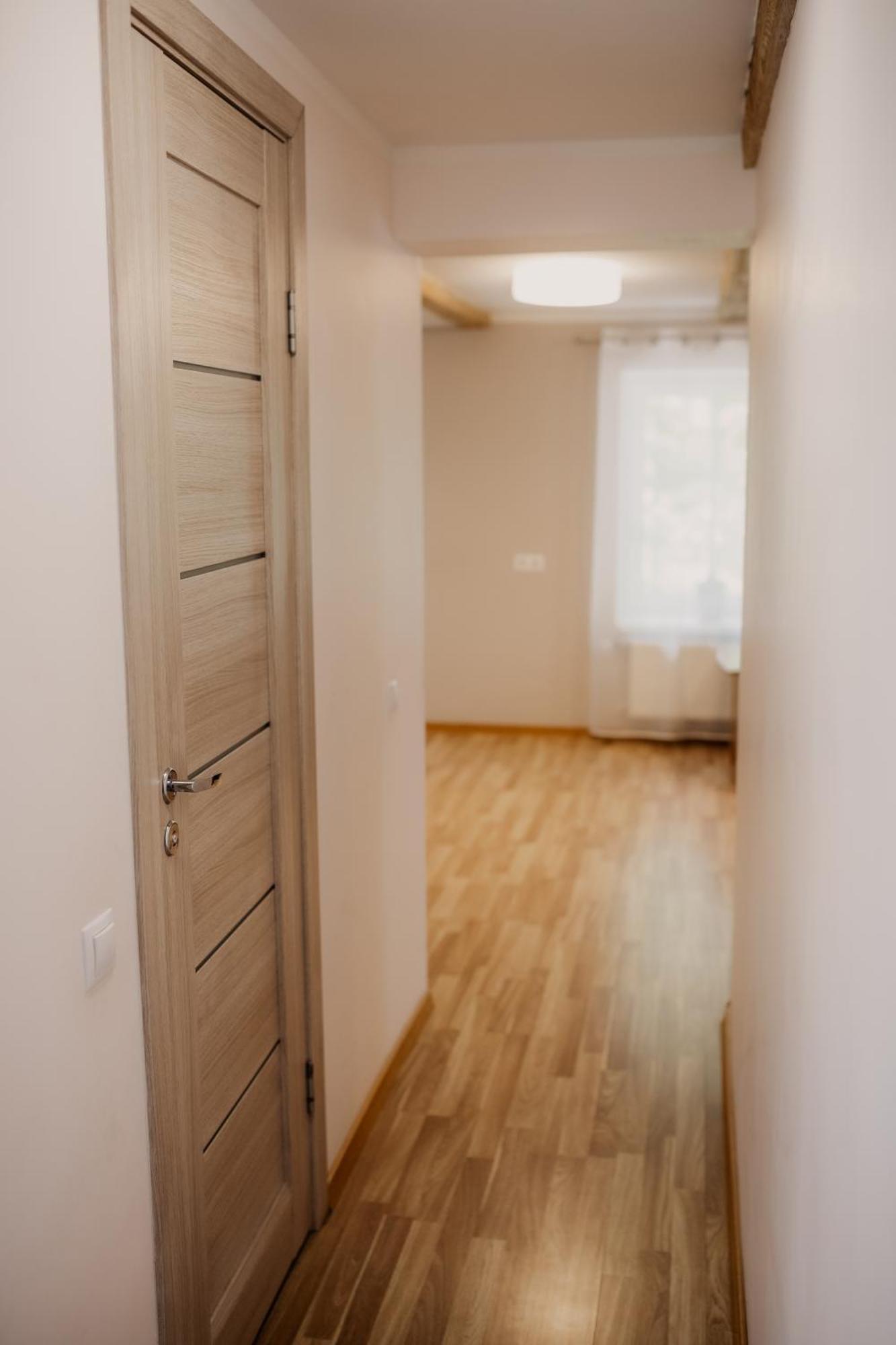 Saules Iela 2A Aparthotel Saldus ภายนอก รูปภาพ