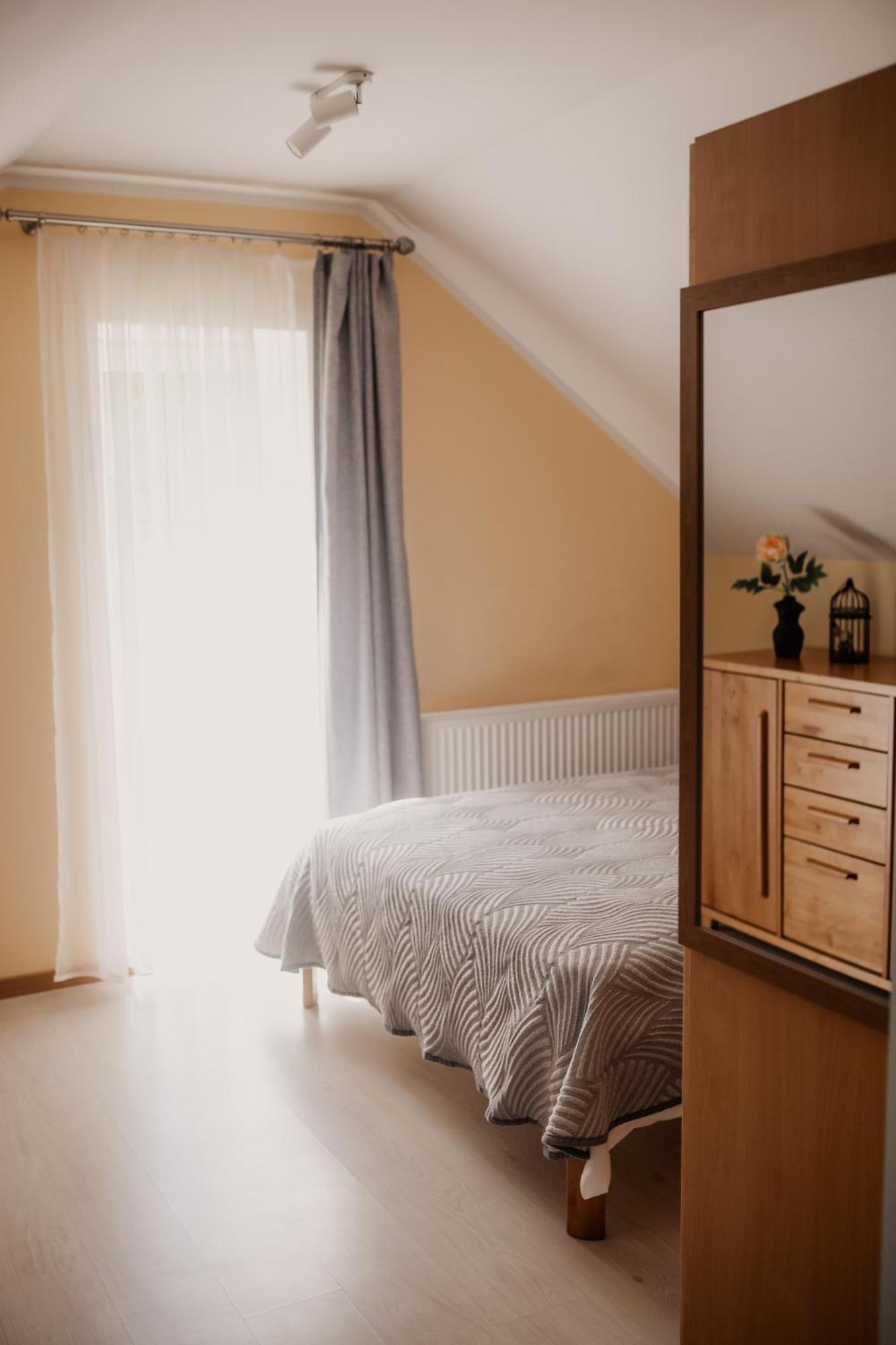 Saules Iela 2A Aparthotel Saldus ห้อง รูปภาพ