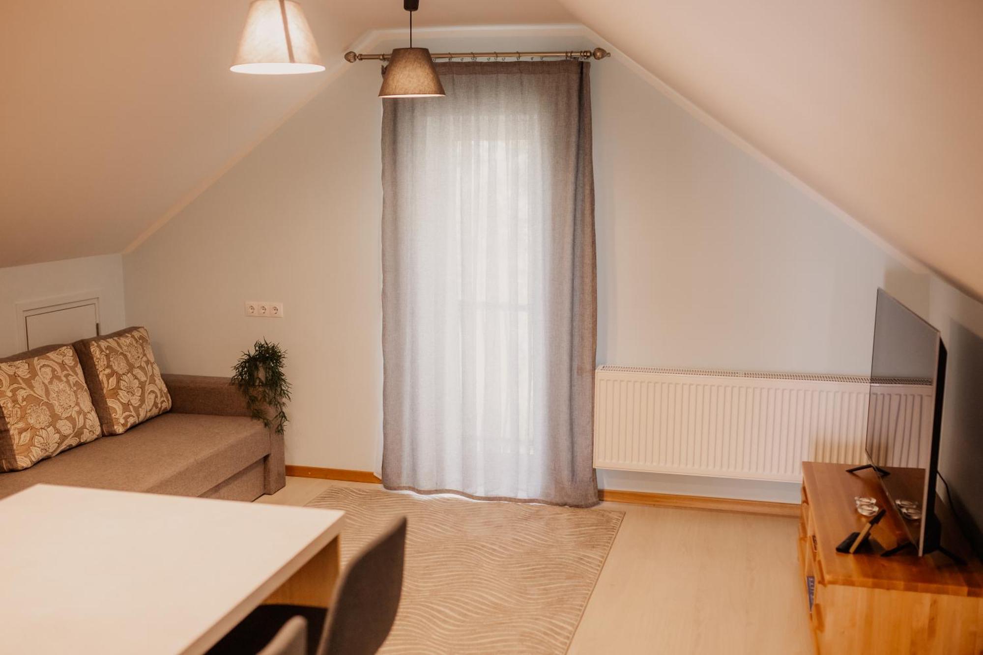 Saules Iela 2A Aparthotel Saldus ห้อง รูปภาพ