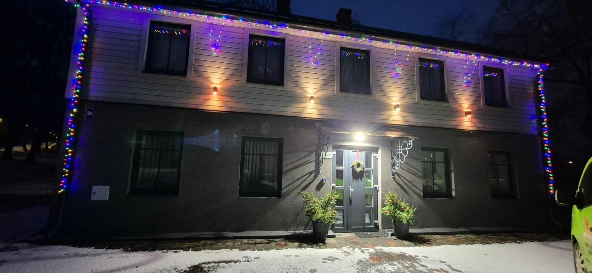 Saules Iela 2A Aparthotel Saldus ภายนอก รูปภาพ